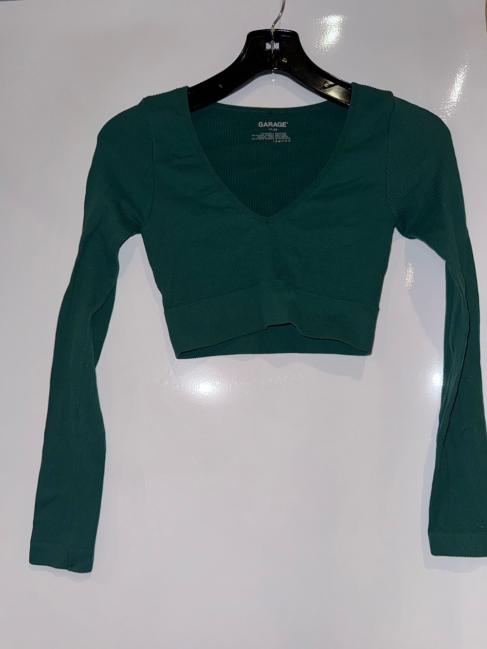 Garage Forest Green Ribbed V‑Neck Cropped Long Sleeve Top